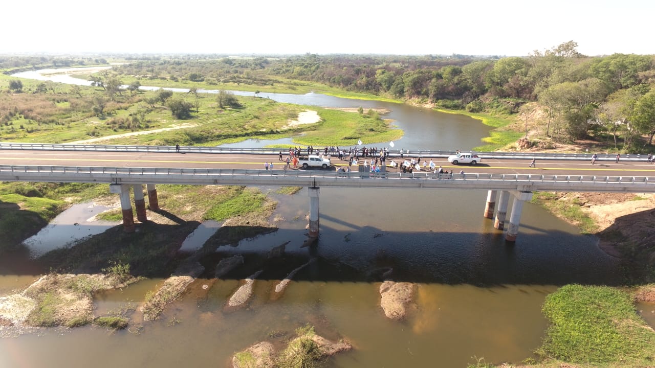 Con una inversión de $400 millones, Vialidad Nacional inauguró el nuevo puente que une Goya y Esquina