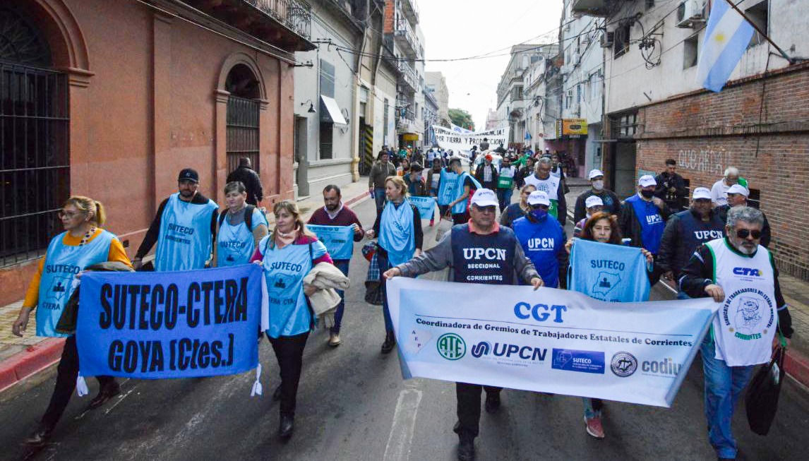 Corrientes: CGT y las CTA atentas y alertas por la medidas pre anunciadas por Milei