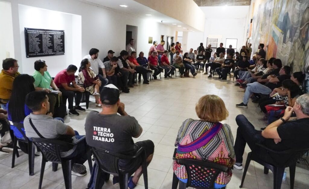 UP Corrientes, sindicatos y organizaciones acordaron acciones contra el DNU, Ley Ómnibus y medidas de ajuste