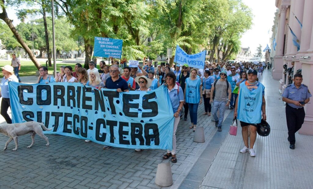 La mitad de los docentes de Corrientes no llegan a la línea de pobreza
