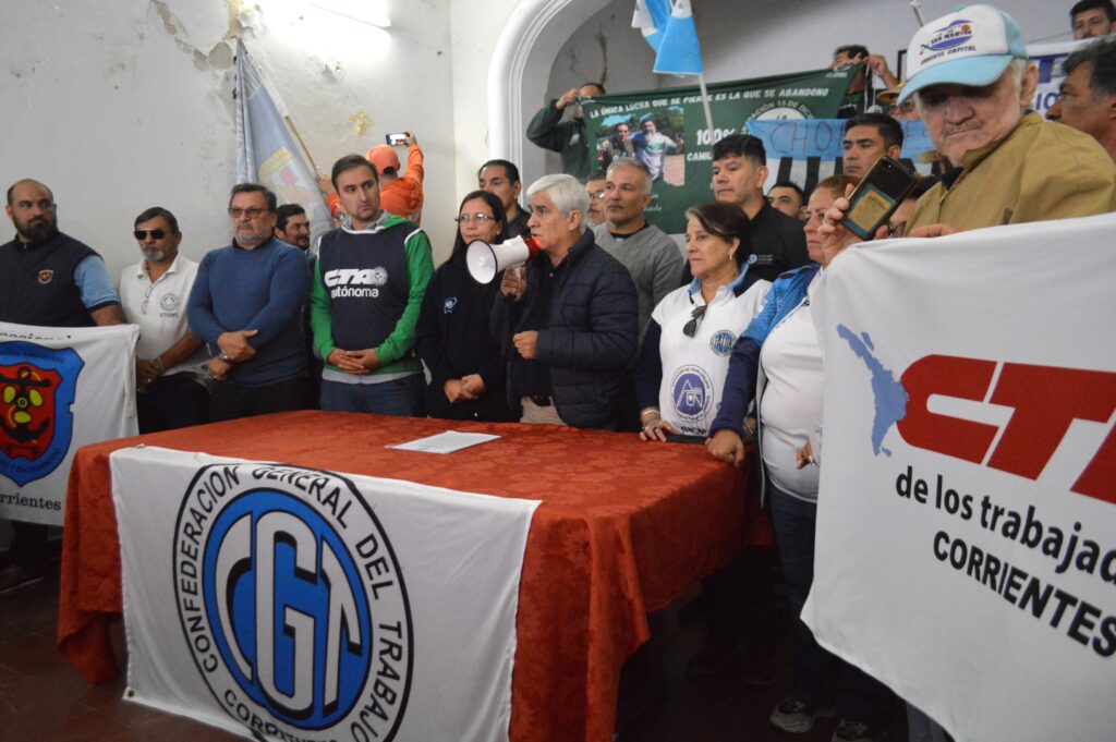 CGT y CTA exigen a los senadores nacionales por Corrientes que voten contra la Ley Bases