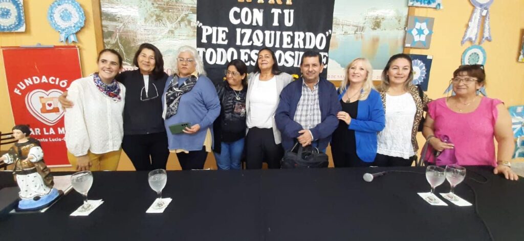 Santa Lucía: el Municipio homenajeó a vecina solidaria