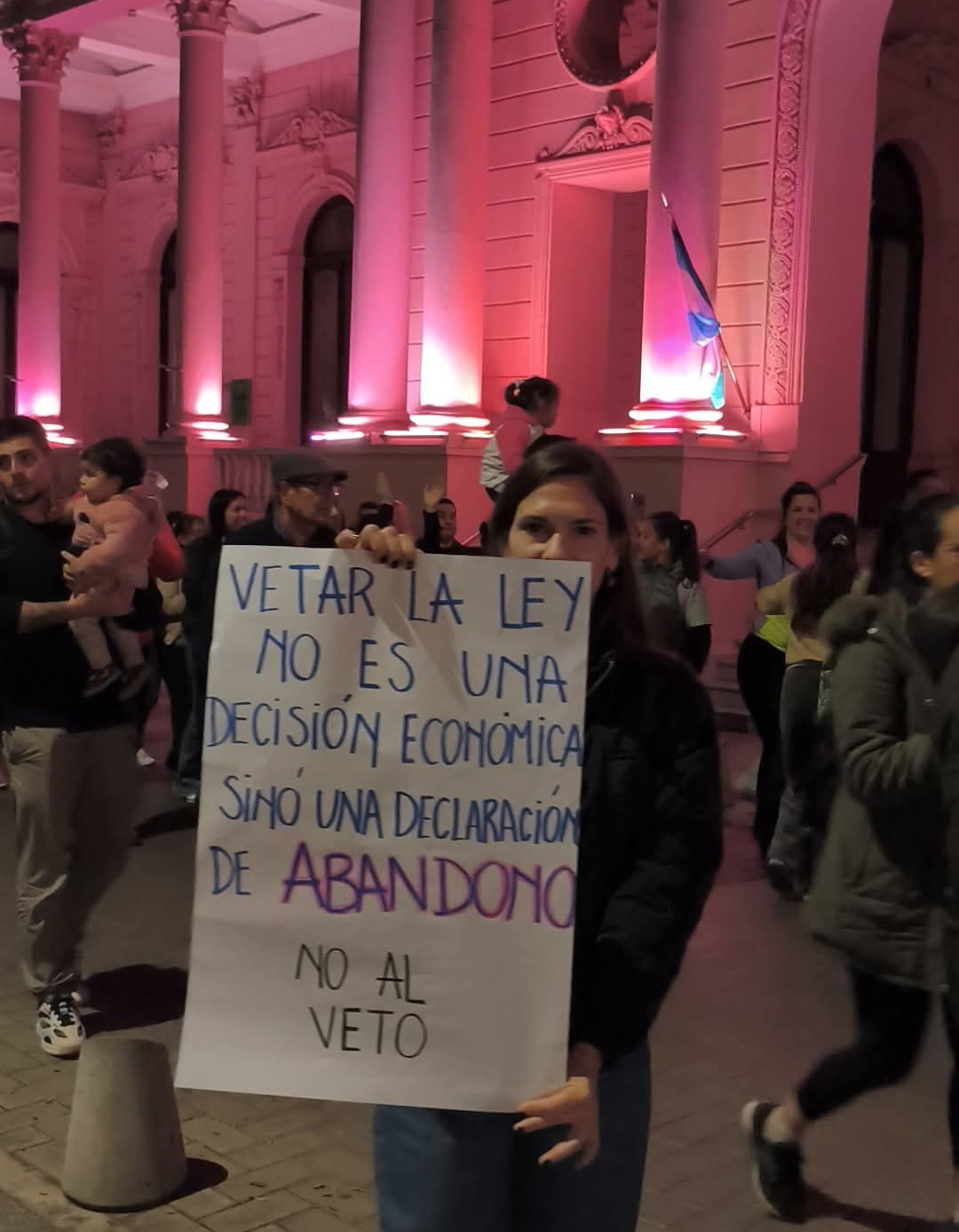 Un juez federal declaró inconstitucional el veto de Milei a la Ley de Emergencia en Discapacidad