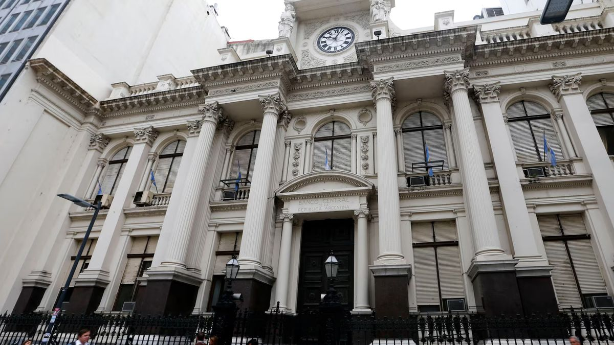 Banco Central 2025 flexibiliza cepo cambiario para empresas en nuevas medidas económicas