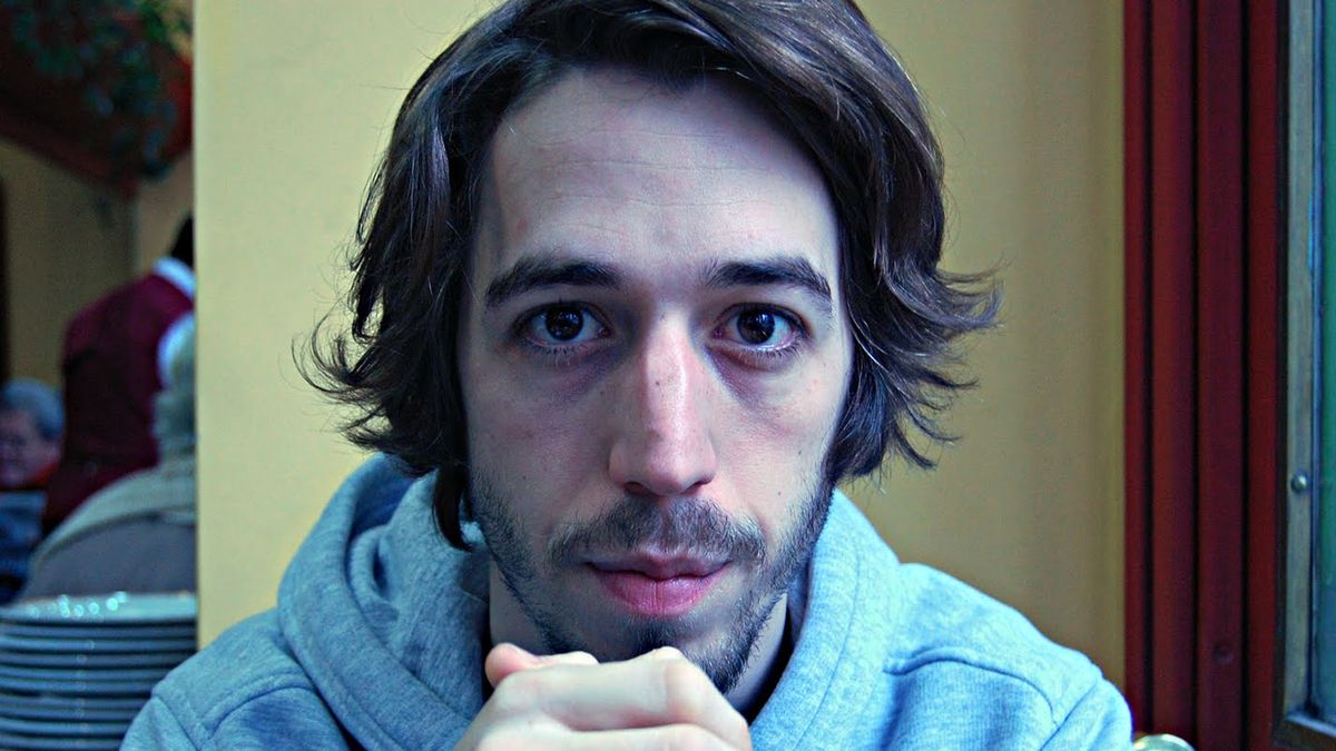 Martín Piroyansky enfrenta problemas económicos en su bar a pesar del éxito de público