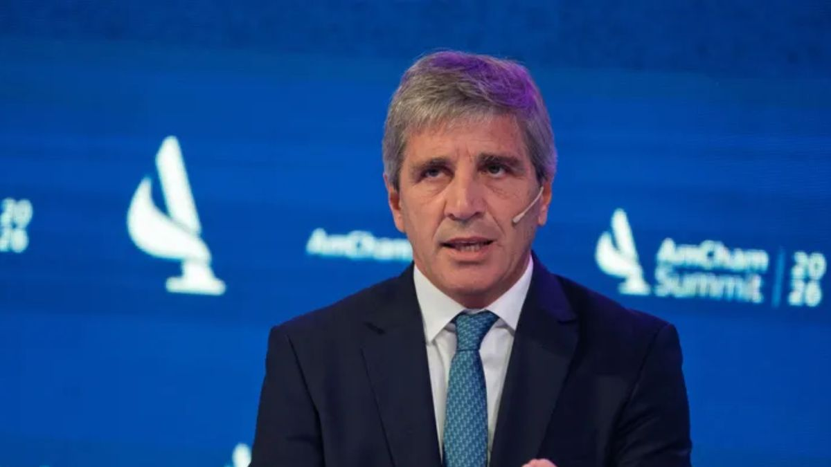 Luis Caputo asegura que Argentina vivirá 18 meses de crecimiento histórico a partir de abril