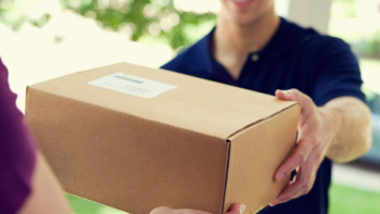 Dólar atrasado: compras en el exterior crecen 123% en marzo de 2025