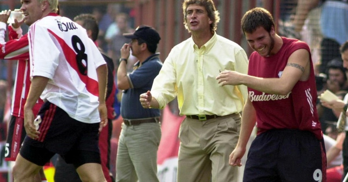 Manuel Pellegrini elogia a Coudet como el entrenador ideal para River Plate