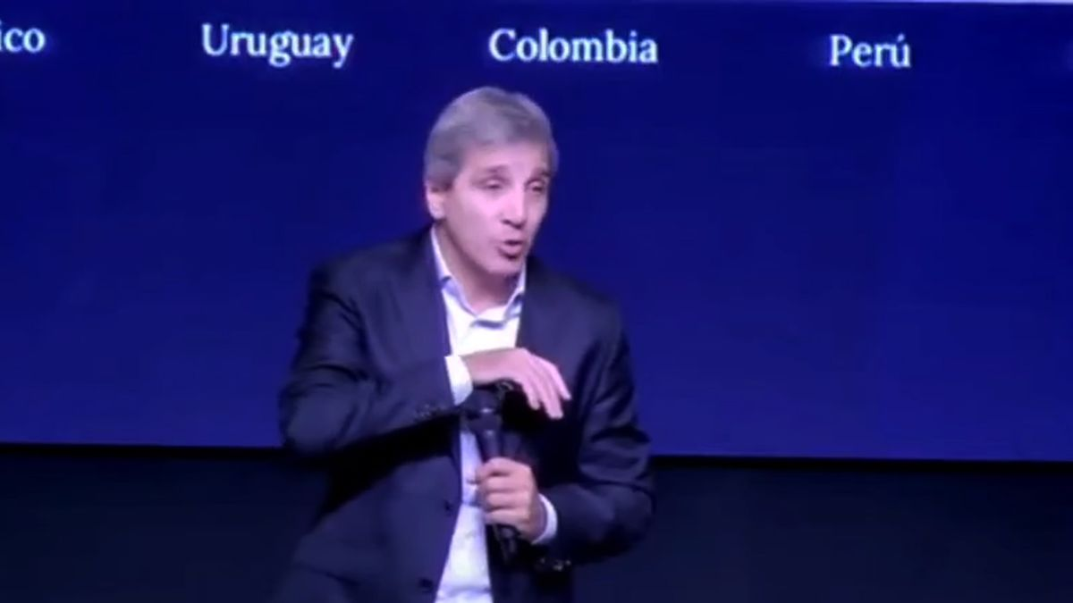 Luis Caputo desata polémica en la Bolsa de Rosario con comentario sobre devaluación