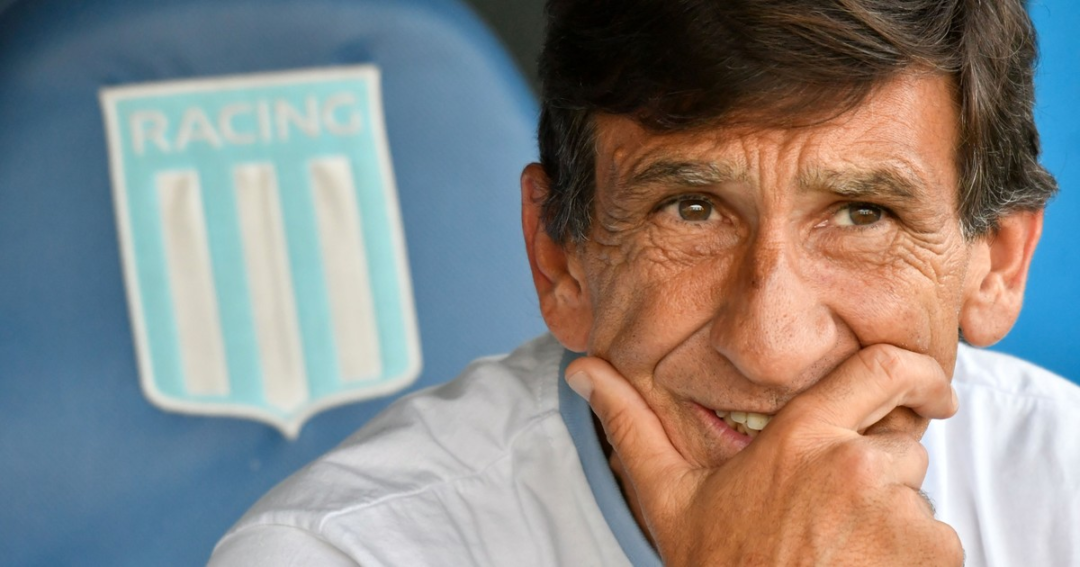 Costas celebra la actitud de Racing y el desempeño clave de Zaracho en el empate