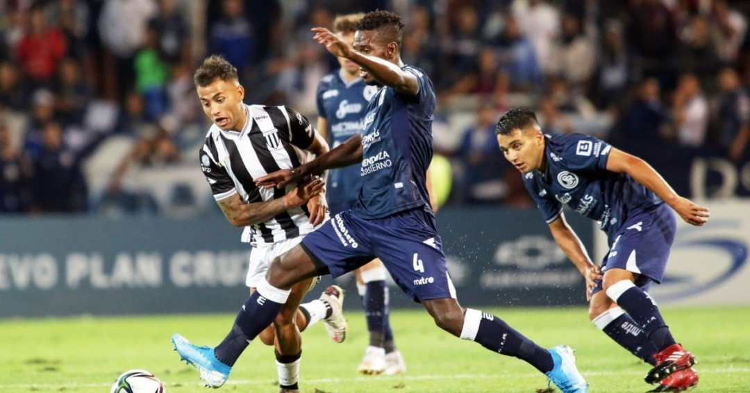 Clásico mendocino: Independiente Rivadavia y Gimnasia vuelven a la Primera tras 44 años