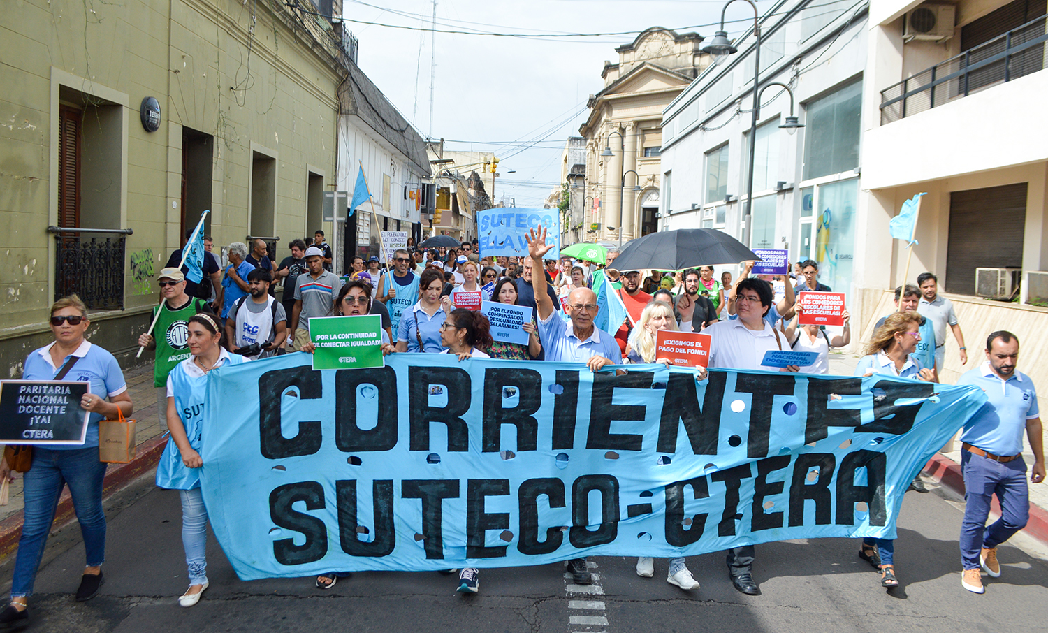 Docentes califican de insuficiente el anuncio salarial del Gobierno Provincial
