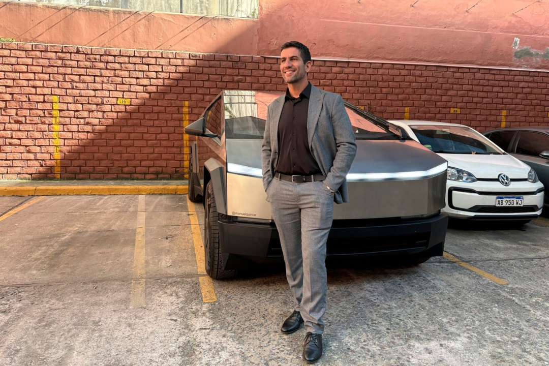Gobierno ordena a diputado libertario ocultar Tesla tras polémica en Jujuy