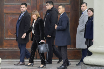 Desconfianza y tensiones entre LLA y Bullrich en celebración del 25 de mayo