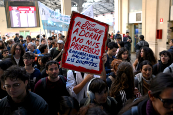 Marcha Universitaria en Plaza de Mayo: Reclamo de financiamiento a Milei, 13 de mayo 2026
