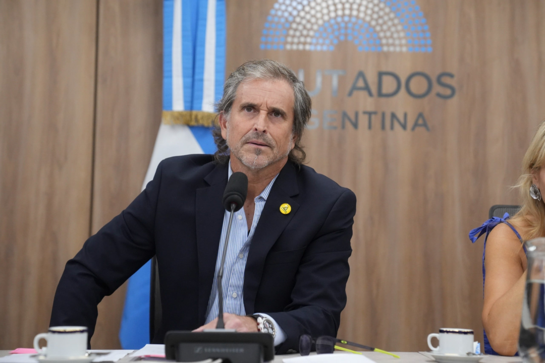 Gobierno impone restricciones a informes técnicos sobre ajuste económico de Milei