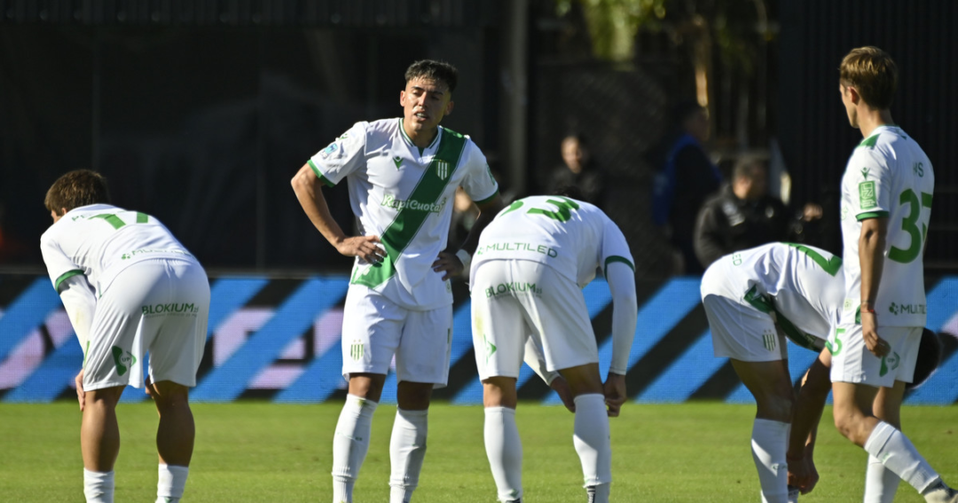 Crisis en Banfield: deudas y salidas preocupantes en el mercado de fichajes