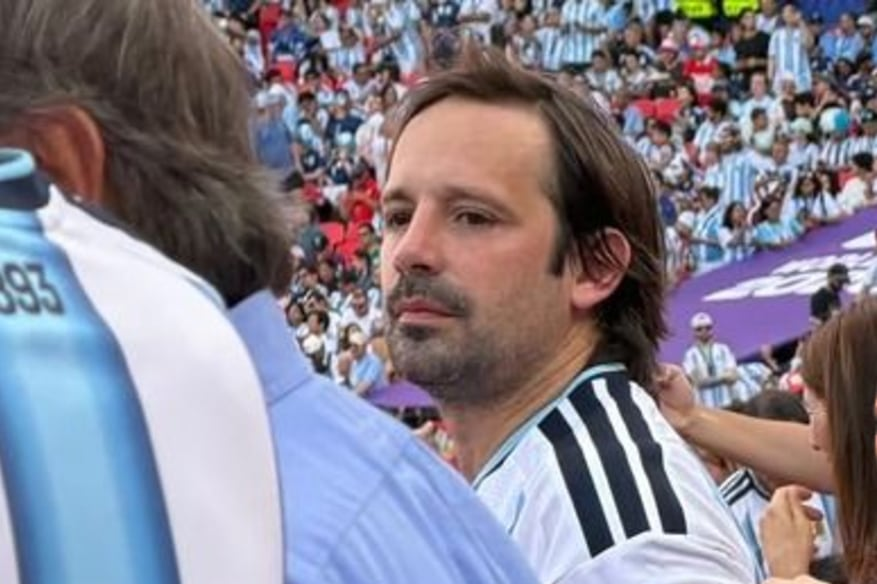 Viceministro de Justicia libertario causa controversia en partido de Argentina durante Mundial 2026