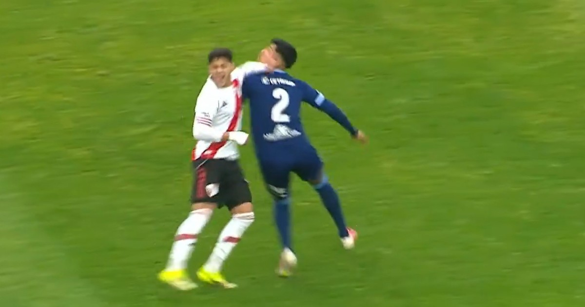 River Plate: Reacción de los expulsados Thiago Acosta y Felipe Esquivel en la final de Reserva