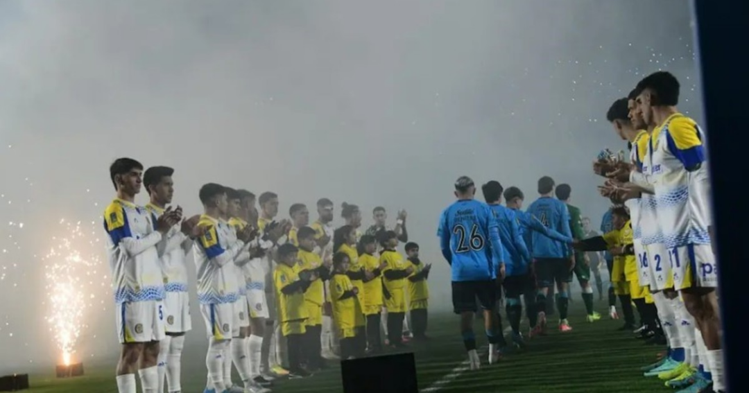 Rosario Central homenajea a Belgrano con pasillo por título en el Apertura