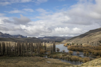 Estados extranjeros compran tierras en zonas estratégicas ante debate legislativo en Argentina
