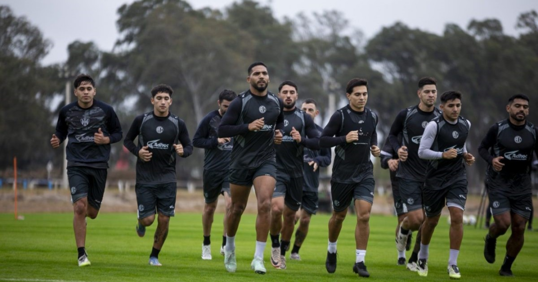 Central Córdoba inicia el Torneo Clausura sin entrenador en el banco de suplentes