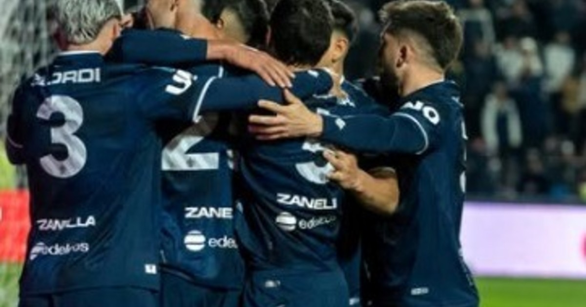 Independiente Rivadavia se prepara para enfrentar a Fluminense en la Libertadores